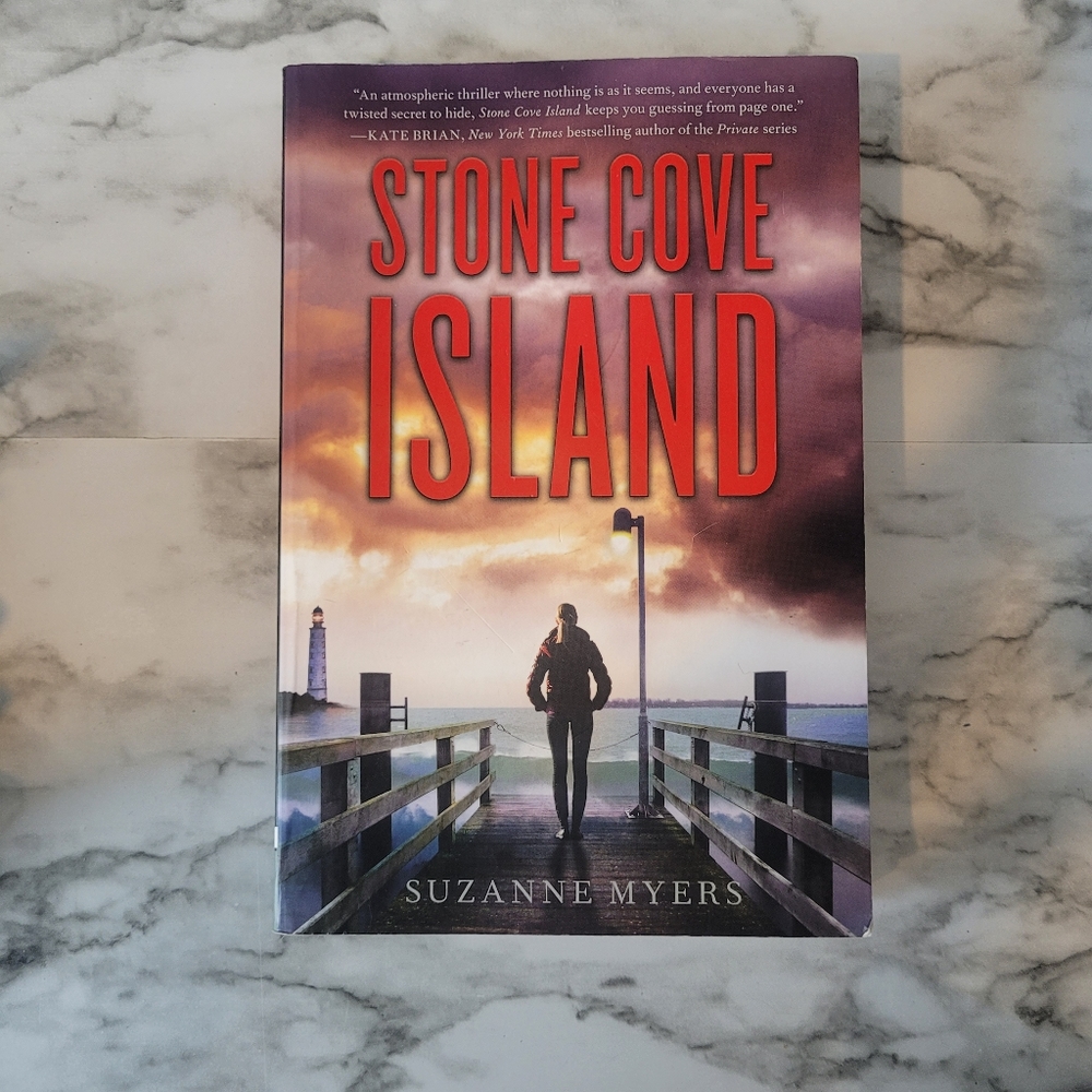 🌻4 For $10🌻 NOVEL | Stone Cove Island